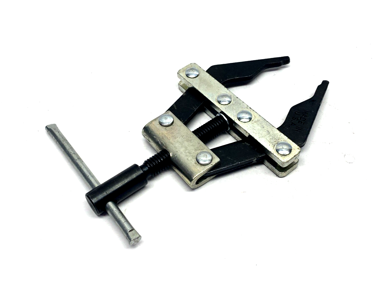 Fenner Drives 5800500 Chain Puller #50 For Chain Size 40-80 - New – Open box - Maverick Industrial Sales