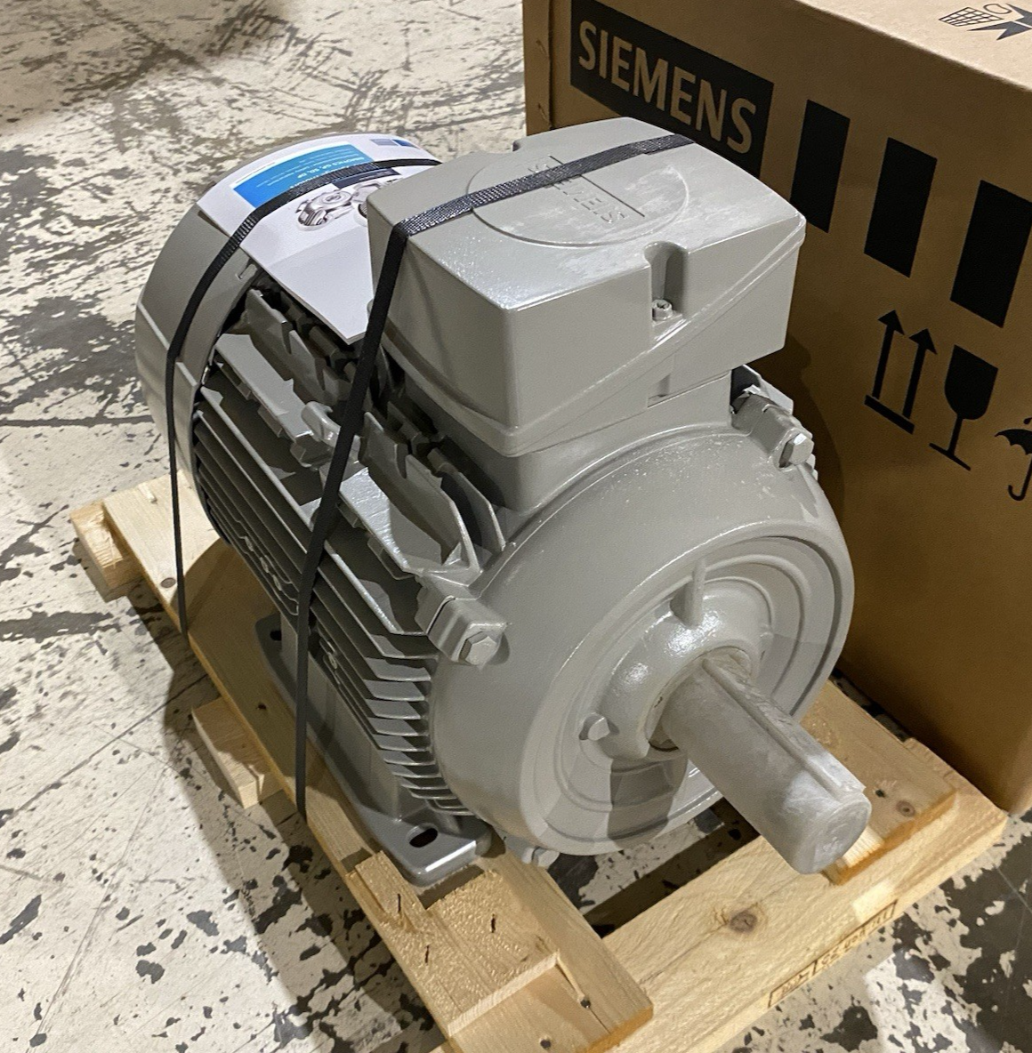 1LE1023-1CB23-5AF4 | Siemens Eagle Line SIMOTICS NEMA Premium Eff. Motor - New - Maverick Industrial Sales
