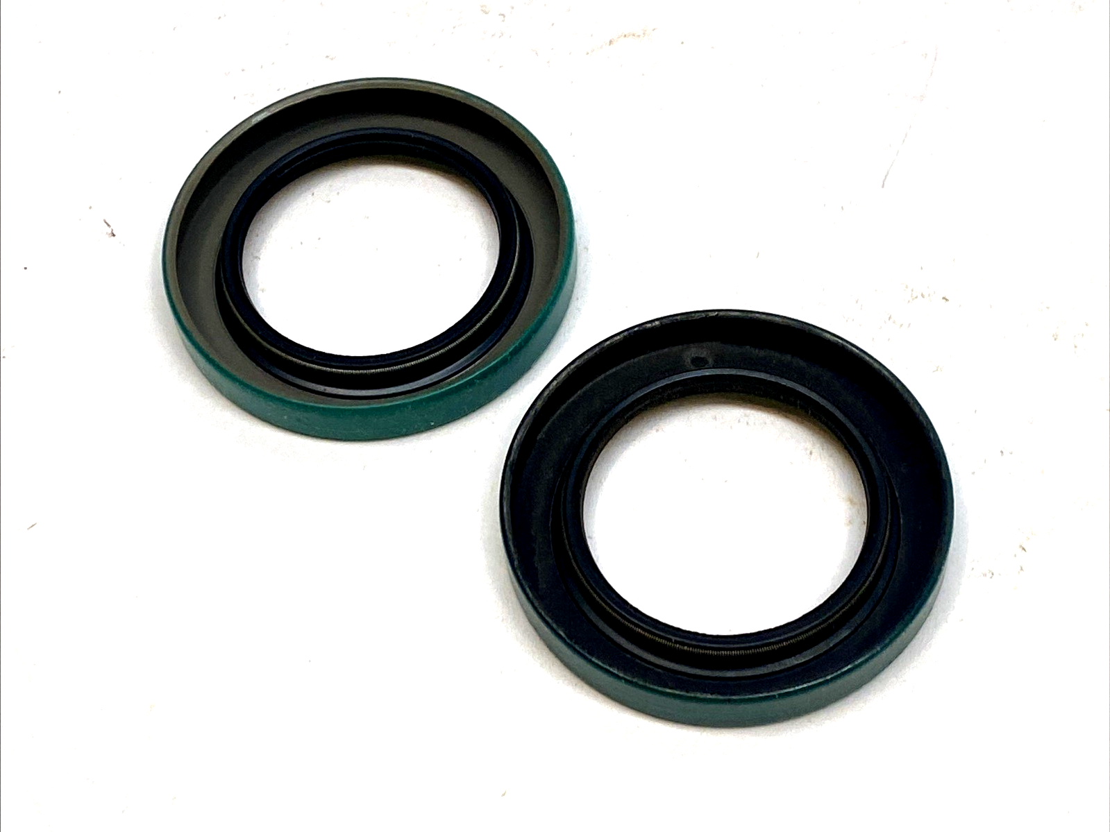 CR 14938 SKF Oil Seal 1-1/2" Shaft 2-1/4" Bore 0.313" Nitrile CRW1 LOT OF 2 - Maverick Industrial Sales