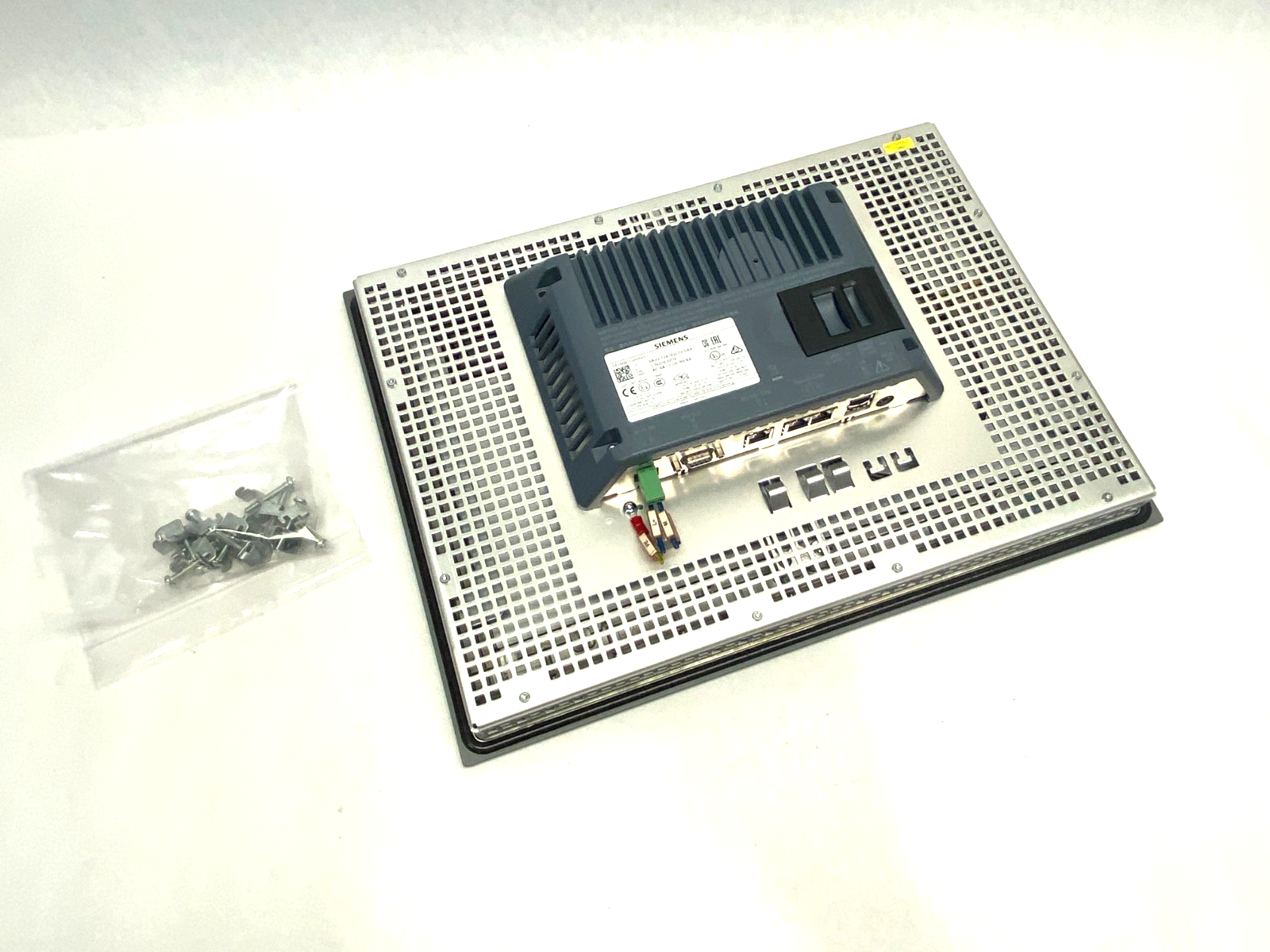 Siemens 6AV2124-0QC02-0AX1 SIMATIC HMI TP1500 Comfort Panel, 15" SMALL SCUFFS - Maverick Industrial Sales