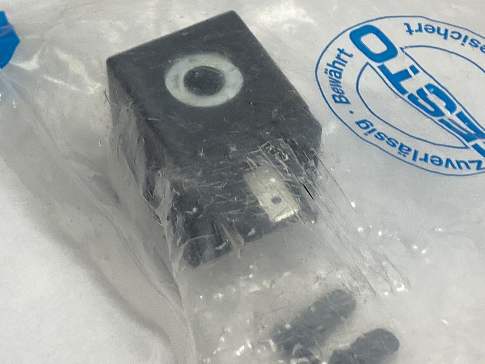 Festo MSN1G-24DC-0D Solenoid Coil 24VDC 123060 - Maverick Industrial Sales