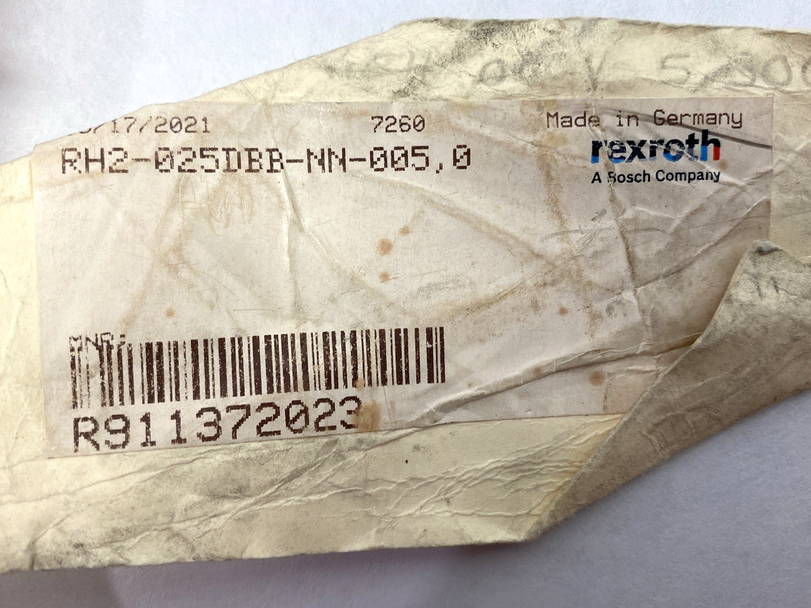 R911372023 | Bosch Rexroth Servo Motor Hybrid Cable 5m RH2-025DBB-NN-005,0 - Used - Maverick Industrial Sales