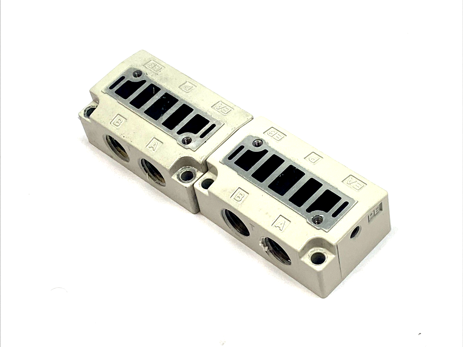 SY5000-27-1T | SMC Subplate Manifold 1/4" NPTF LOT OF 2 - Used - Maverick Industrial Sales