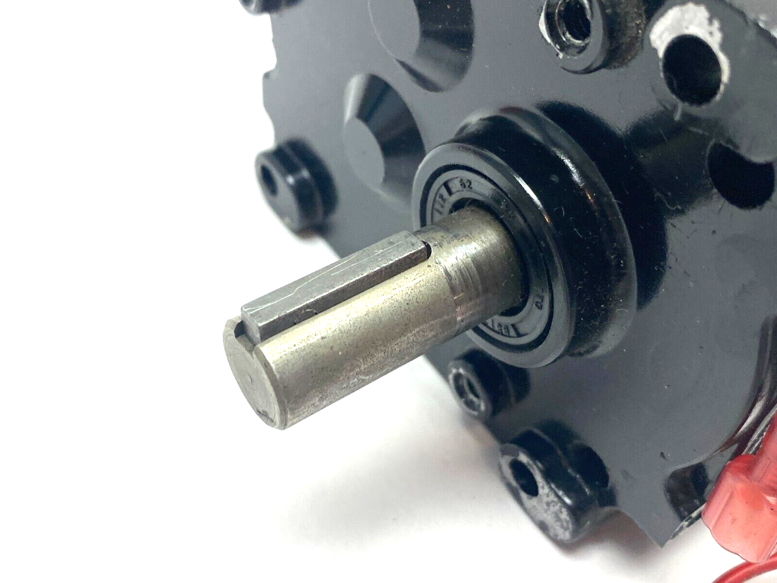 Leeson M1125073.00 Permanent Magnet DC Gearmotor 1/8HP 90V 1.3A 94 rpm 985-613D - Maverick Industrial Sales