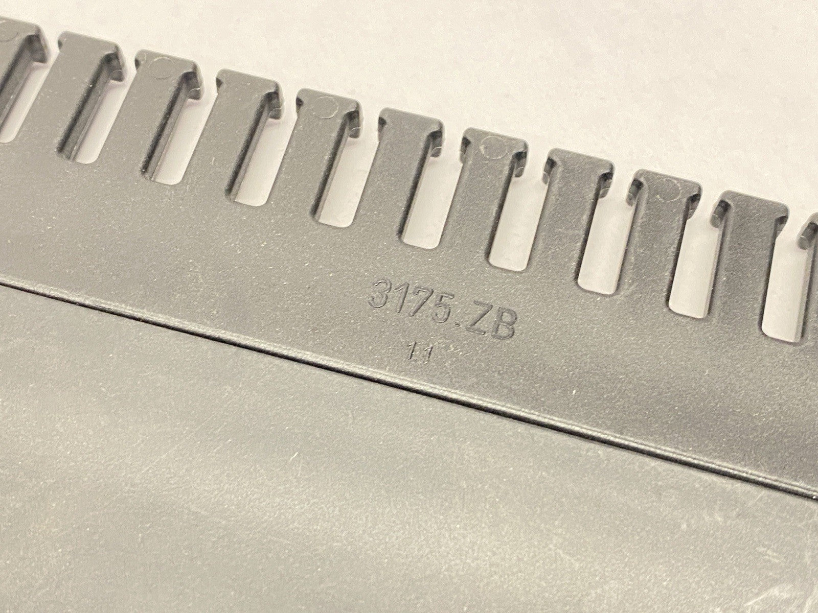 2617.3PZ | Igus Mounting Bracket Full Set With Tiewrap Plate - New Other - Maverick Industrial Sales