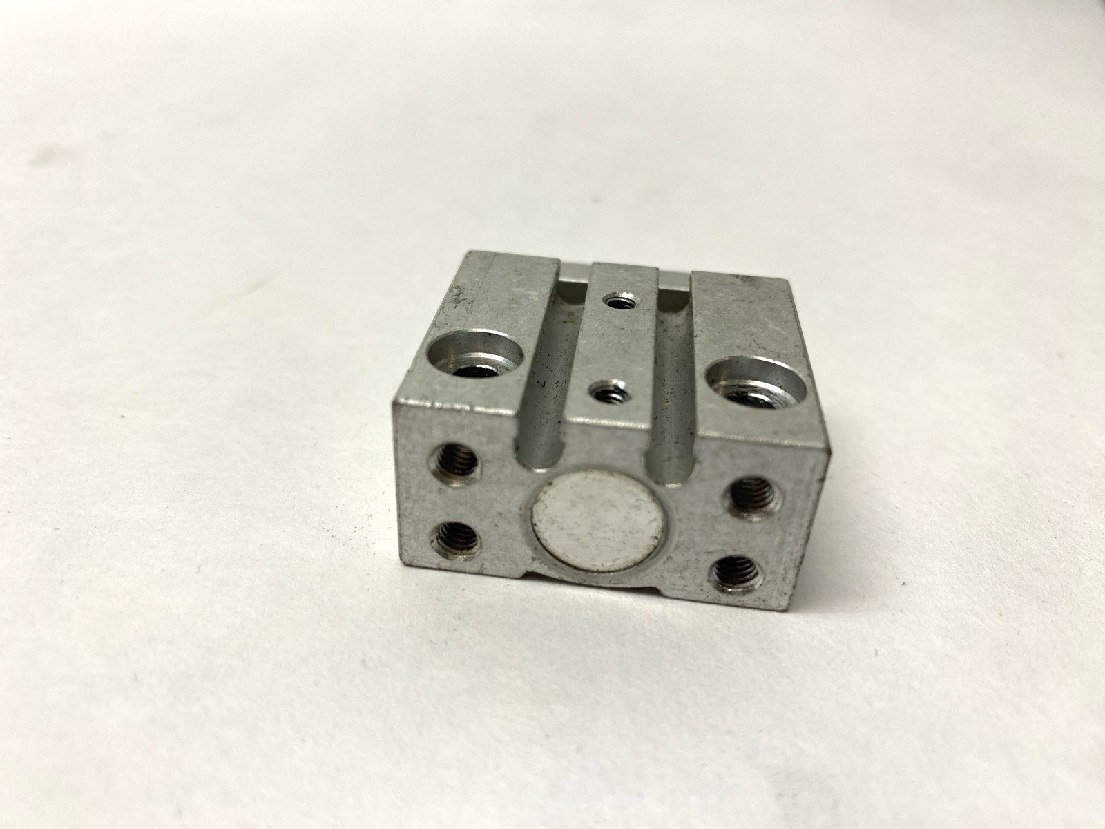 Festo DFM-10-10-P-A-GF Pneumatic Cylinder 4154769 - Maverick Industrial Sales