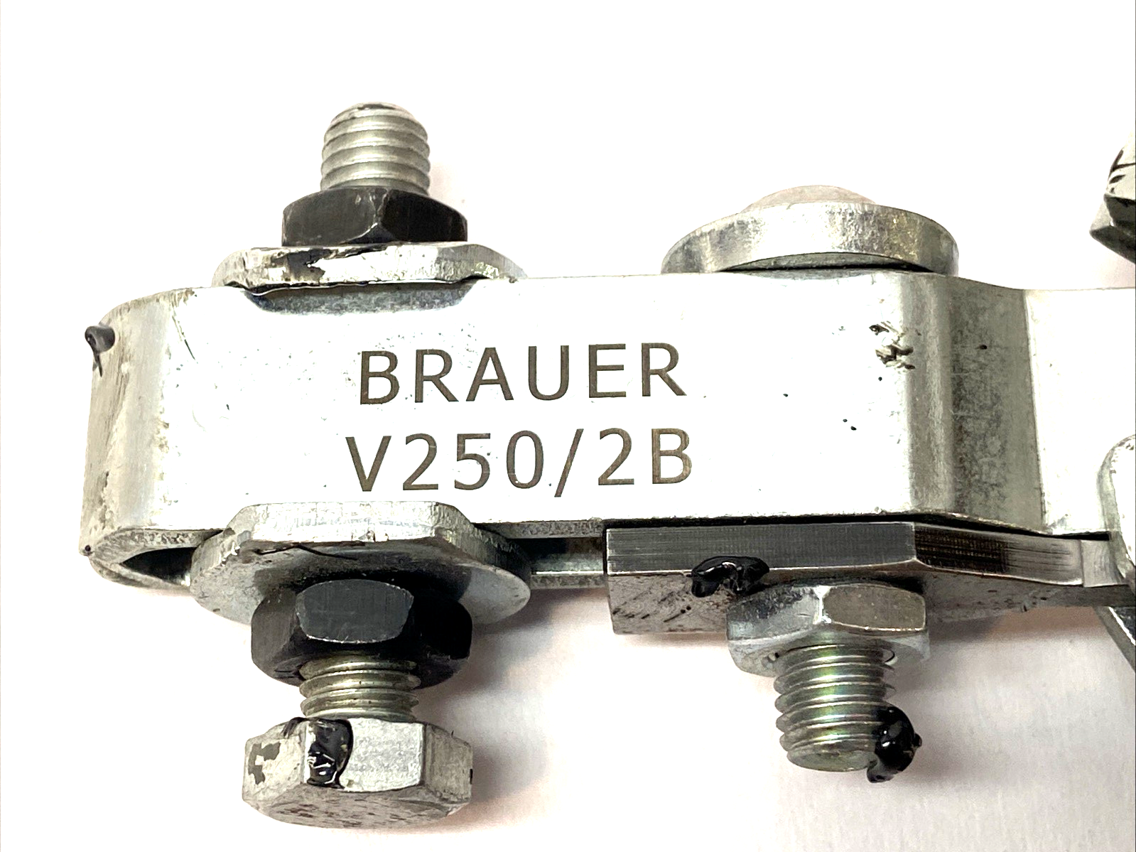 V250/2B | Brauer Vertical Toggle Clamp - Used - Maverick Industrial Sales