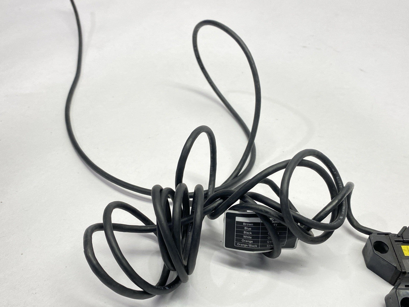 GL-S16FH | Keyence Safety Light Curtain Set -T -R w/ GL-SP5P CUT - Used - Maverick Industrial Sales