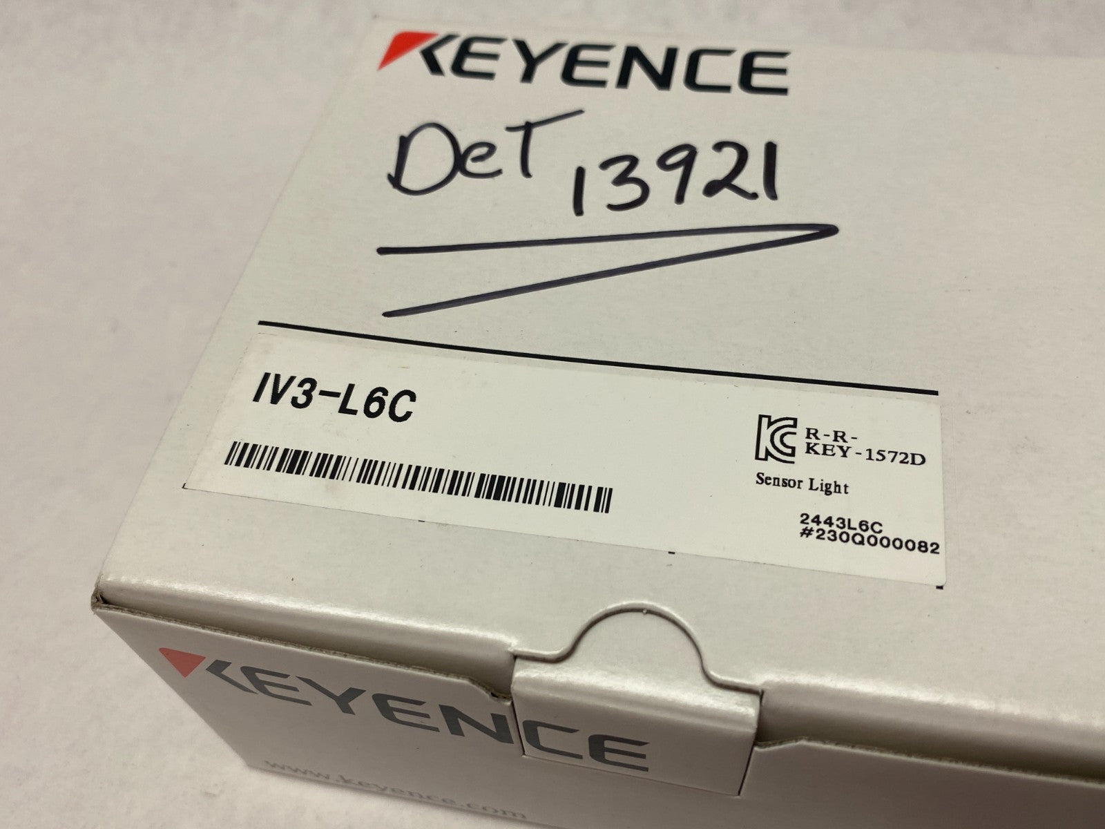 Keyence IV3-L6C AI Imaging Illumination Unit for Smart Camera - Maverick Industrial Sales