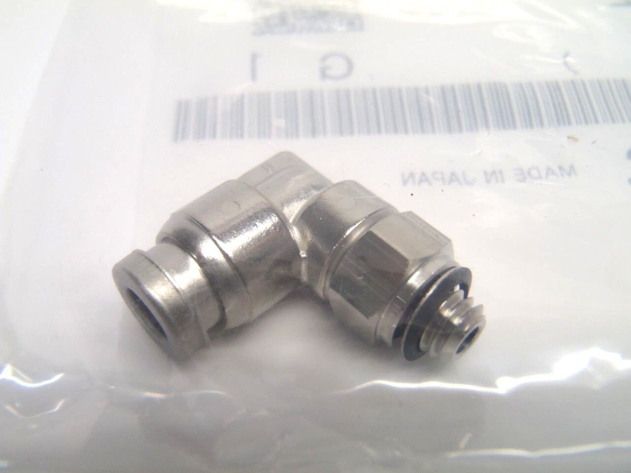 SMC KQG2L03-32 Male Elbow 10/32 Pipe Fitting, 5/32" In Tube 316 Stainless Steel - Maverick Industrial Sales