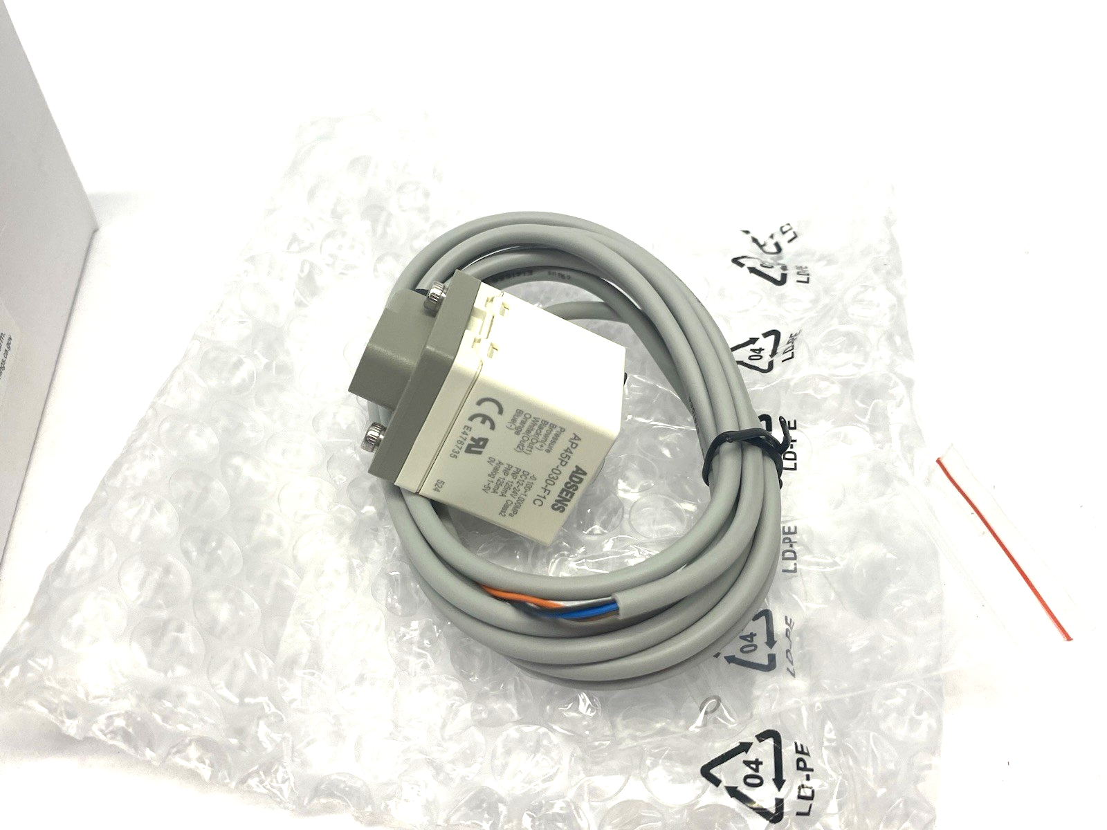 AP45P-030-F1C | Adsens 2-Color Display Digital Pressure Switch, UL Rated IP65 - New – Open box - Maverick Industrial Sales