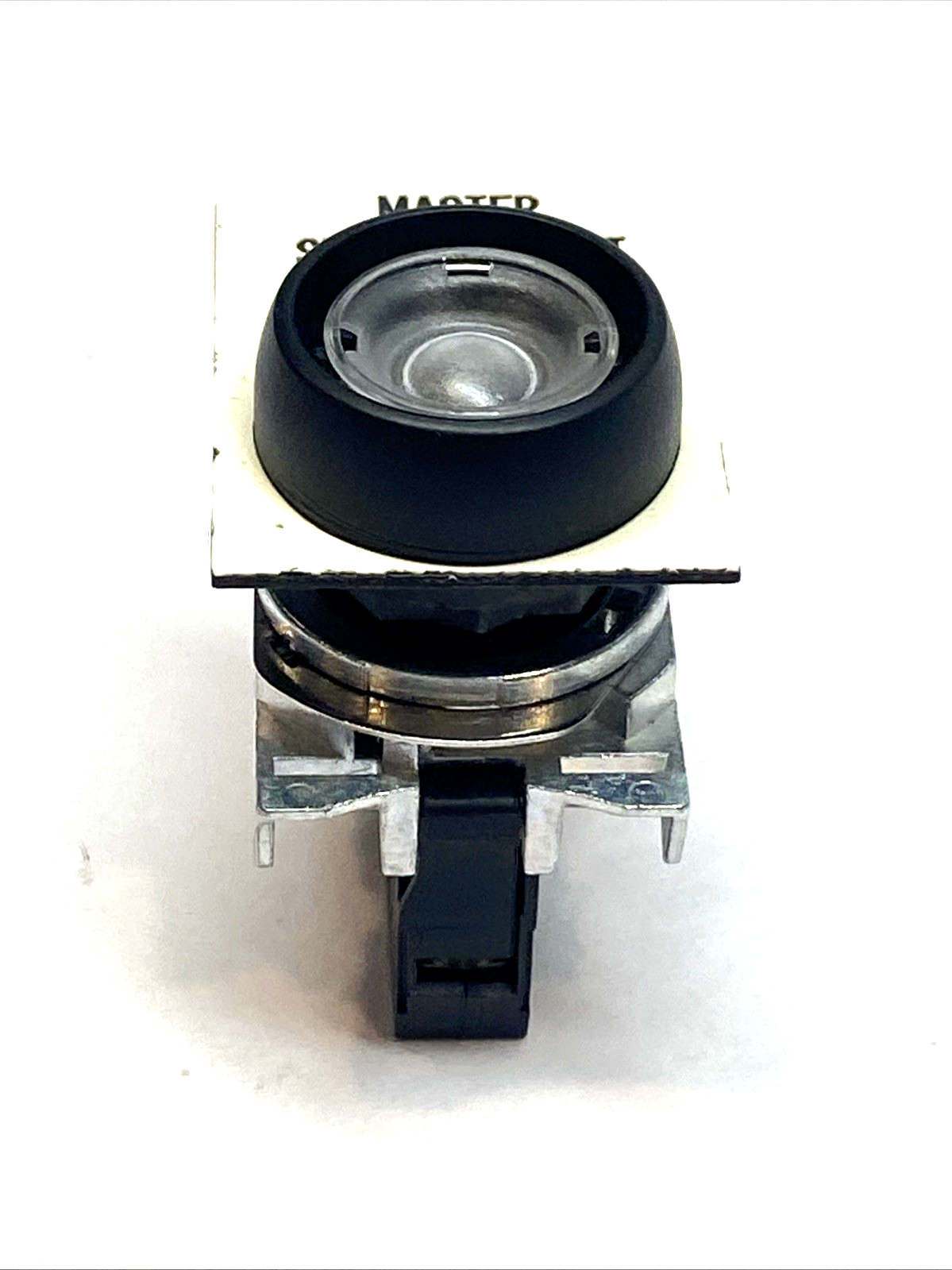 800FALM-LF3 | Allen-Bradley Green 22mm Illuminated Push ButtonW/ 800F-N3G NO COVER - Used - Maverick Industrial Sales