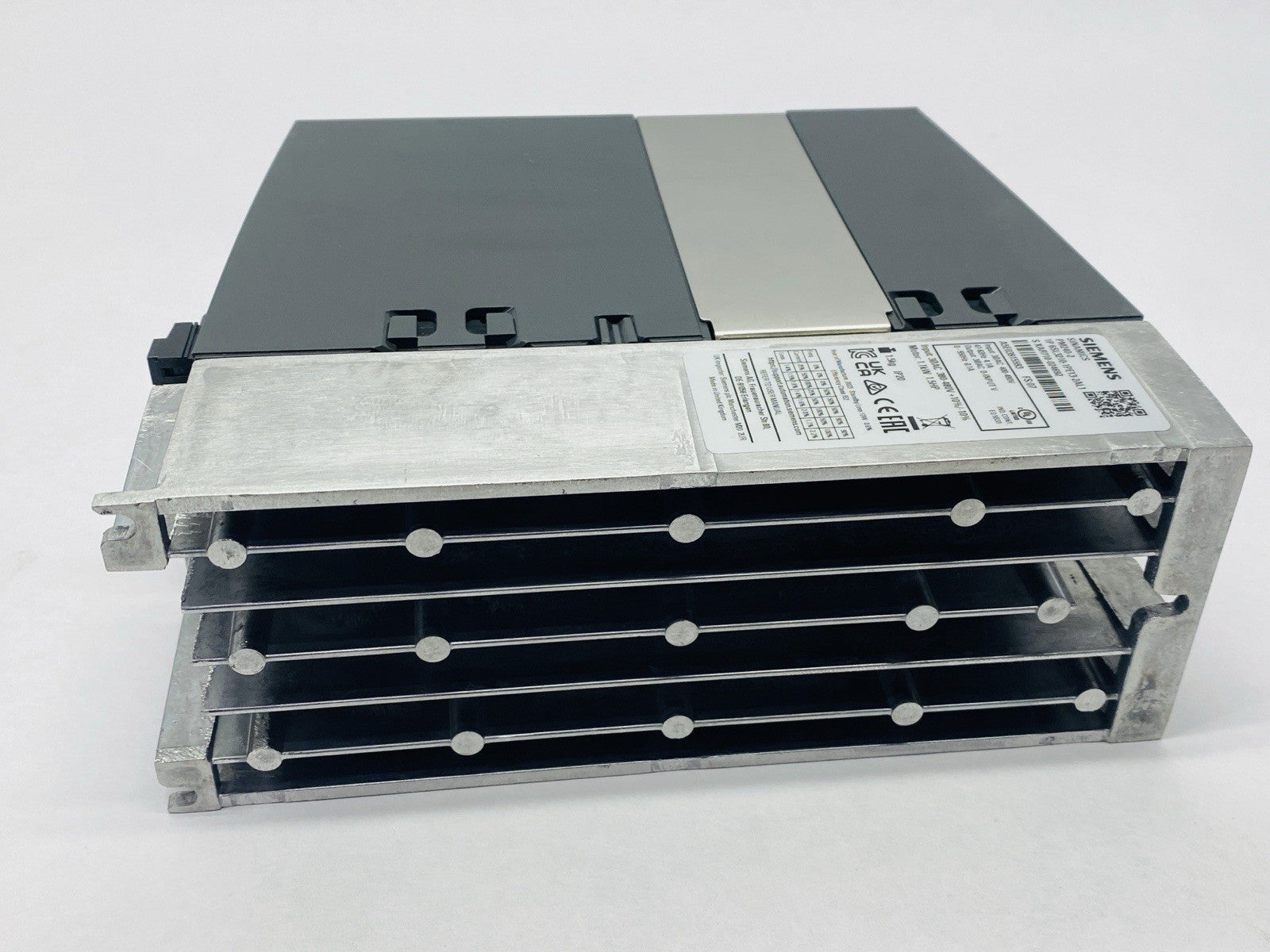 Siemens 6SL3210-1PE13-2AL1 SINAMICS Frequency Converter 1.1kW 1.5HP PM240-2 - Maverick Industrial Sales