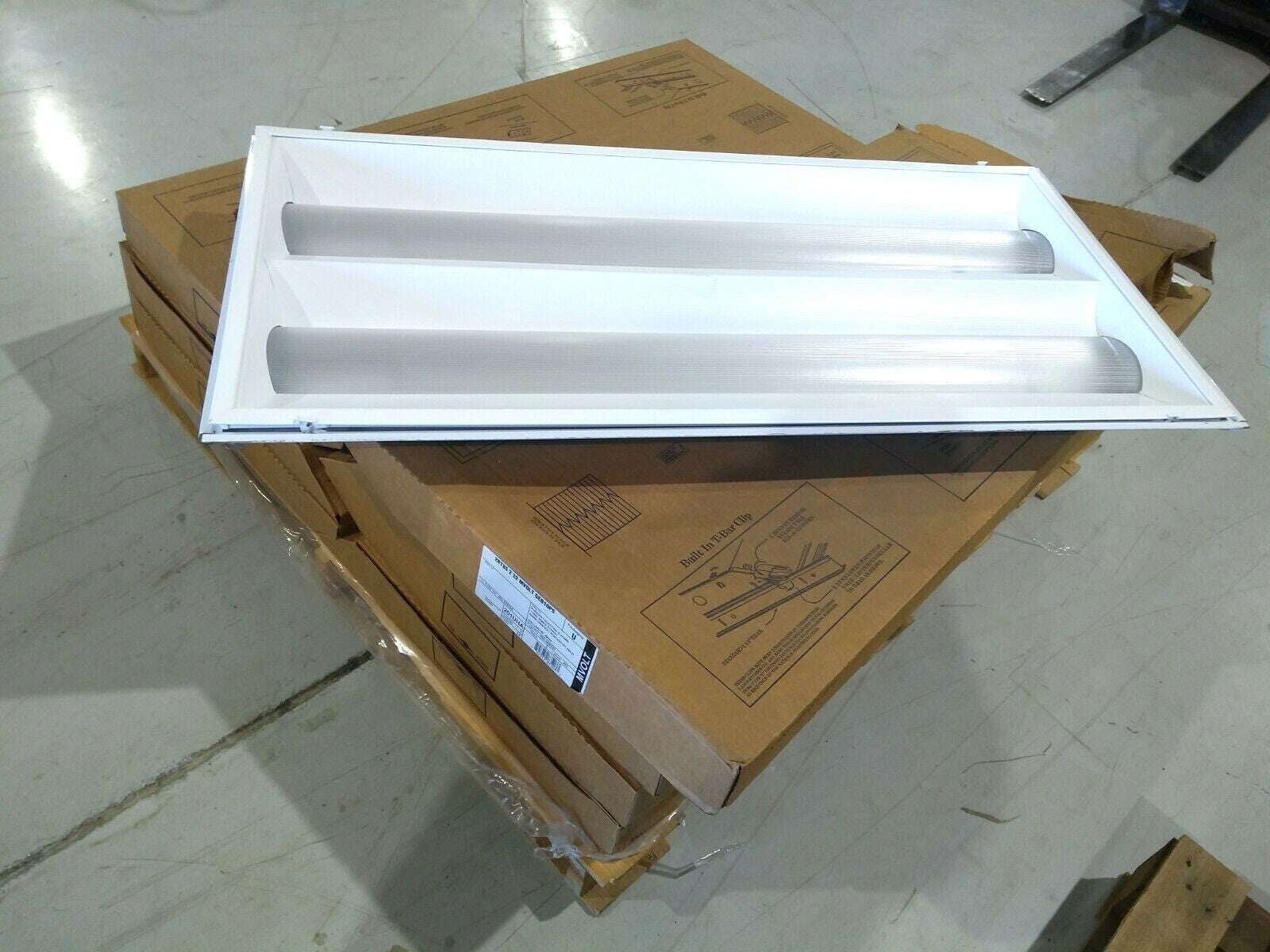 Lithonia 2RT8S 2 32 MVOLT GEB10PS LP835 RT8 Volumetric Recessed Lighting Fixture - Maverick Industrial Sales