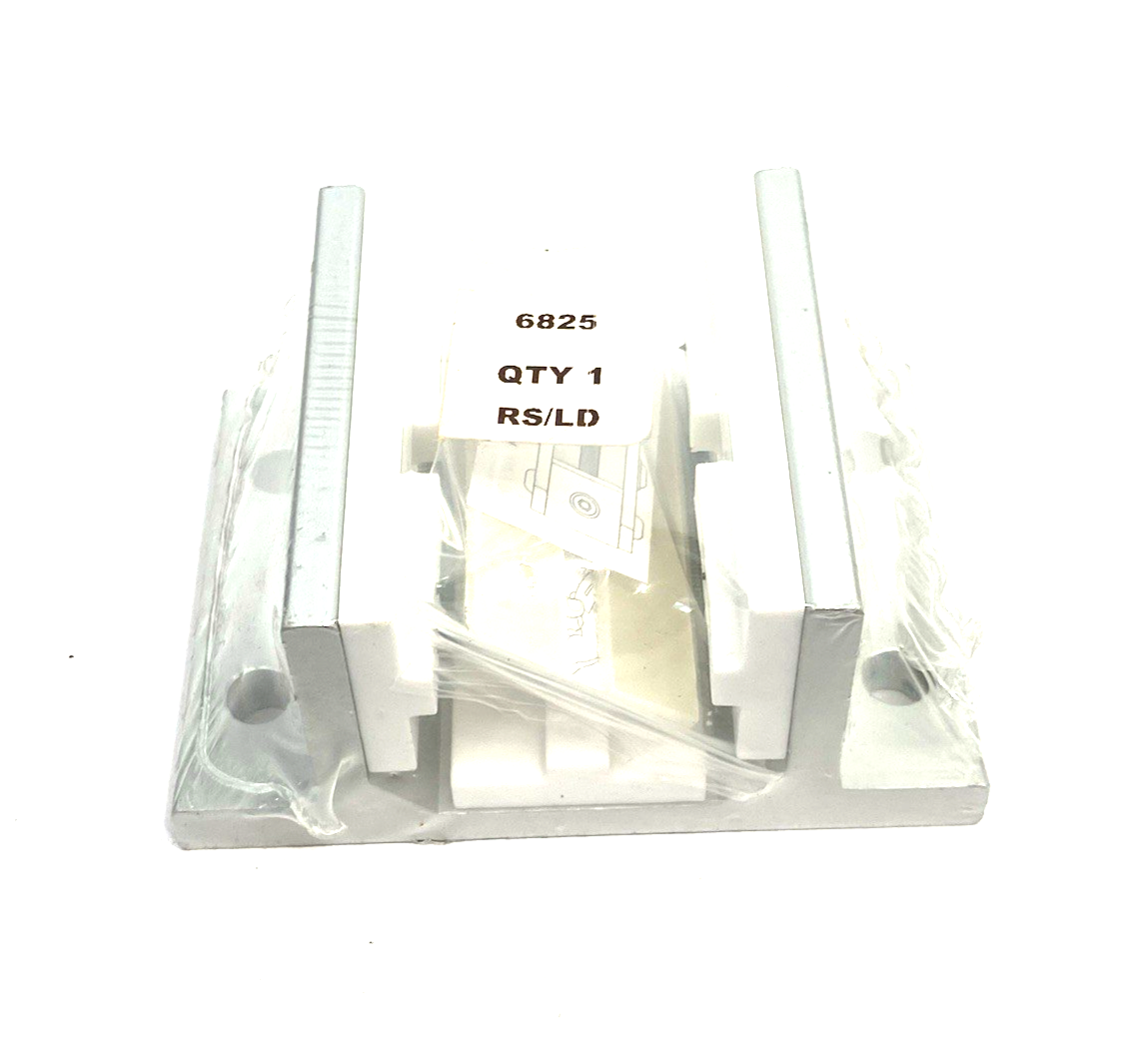 6825 | 80/20 Double-Flange Short Standard Linear Bearing 3-Slot, 15 Series - New - Maverick Industrial Sales