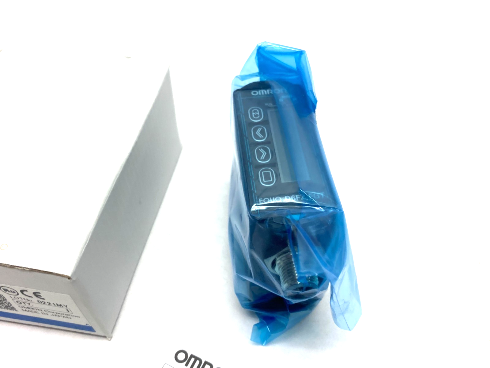 Omron D6FZ-FGT200 Air Flow Sensor, 11-Segment Digital Display, 12-24V - New - Maverick Industrial Sales