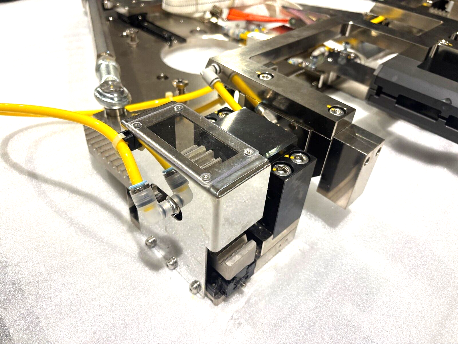 SNTEK PKG-L5-CA-NEST-UNIT, Model N2.2 Nest Unit - New – Open box - Maverick Industrial Sales