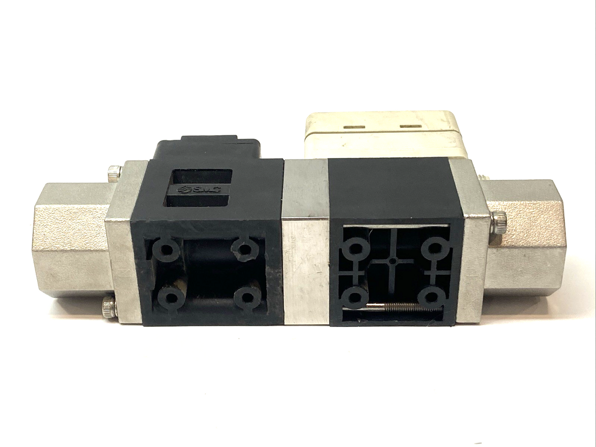 SMC PF3W720S-N04-BT-F Flow Switch IFW/PFW 0.52-4.23gal/min MISSING KNOB - Maverick Industrial Sales
