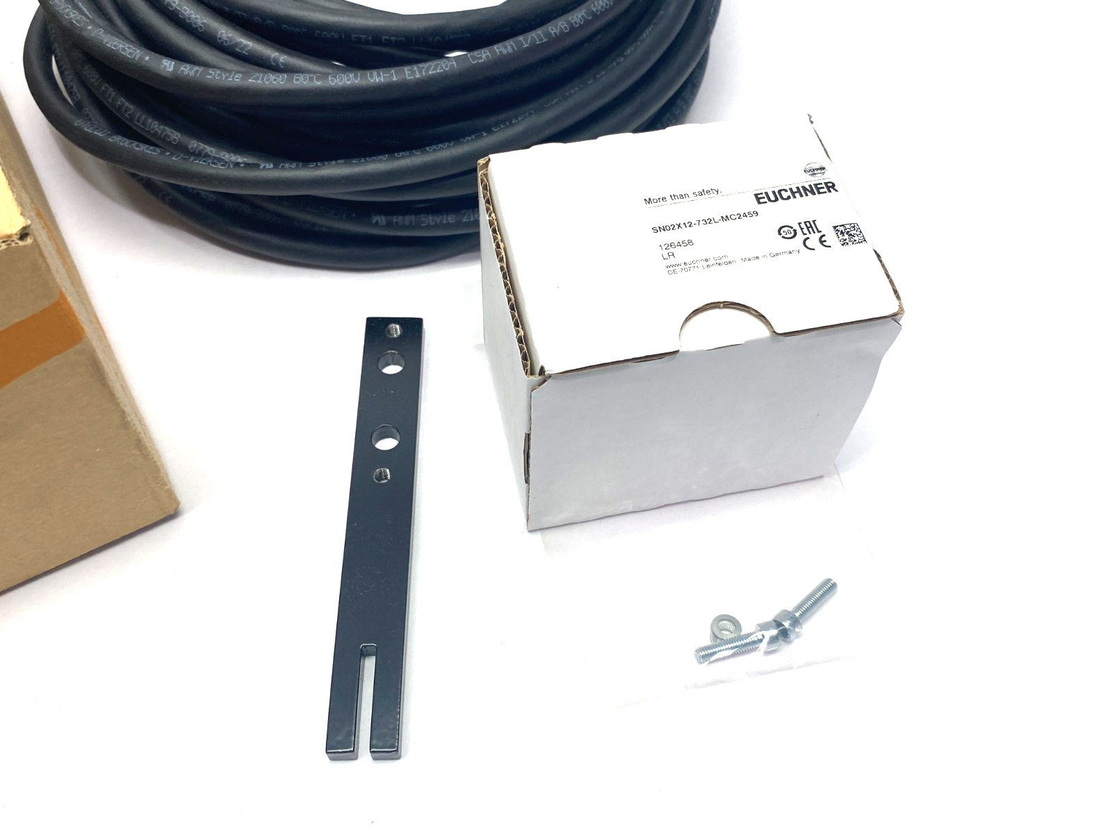 Kuka 00-138-452 Reference Switch Module, 15m Straight KRC4 Cable Dbl-Ended - Maverick Industrial Sales