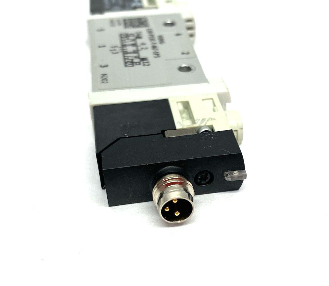 VUVG-L10-P53C-T-M7-1P3 | Festo Air Pilot Control Solenoid Valve 5/3 Closed, 566476 - Used - Maverick Industrial Sales
