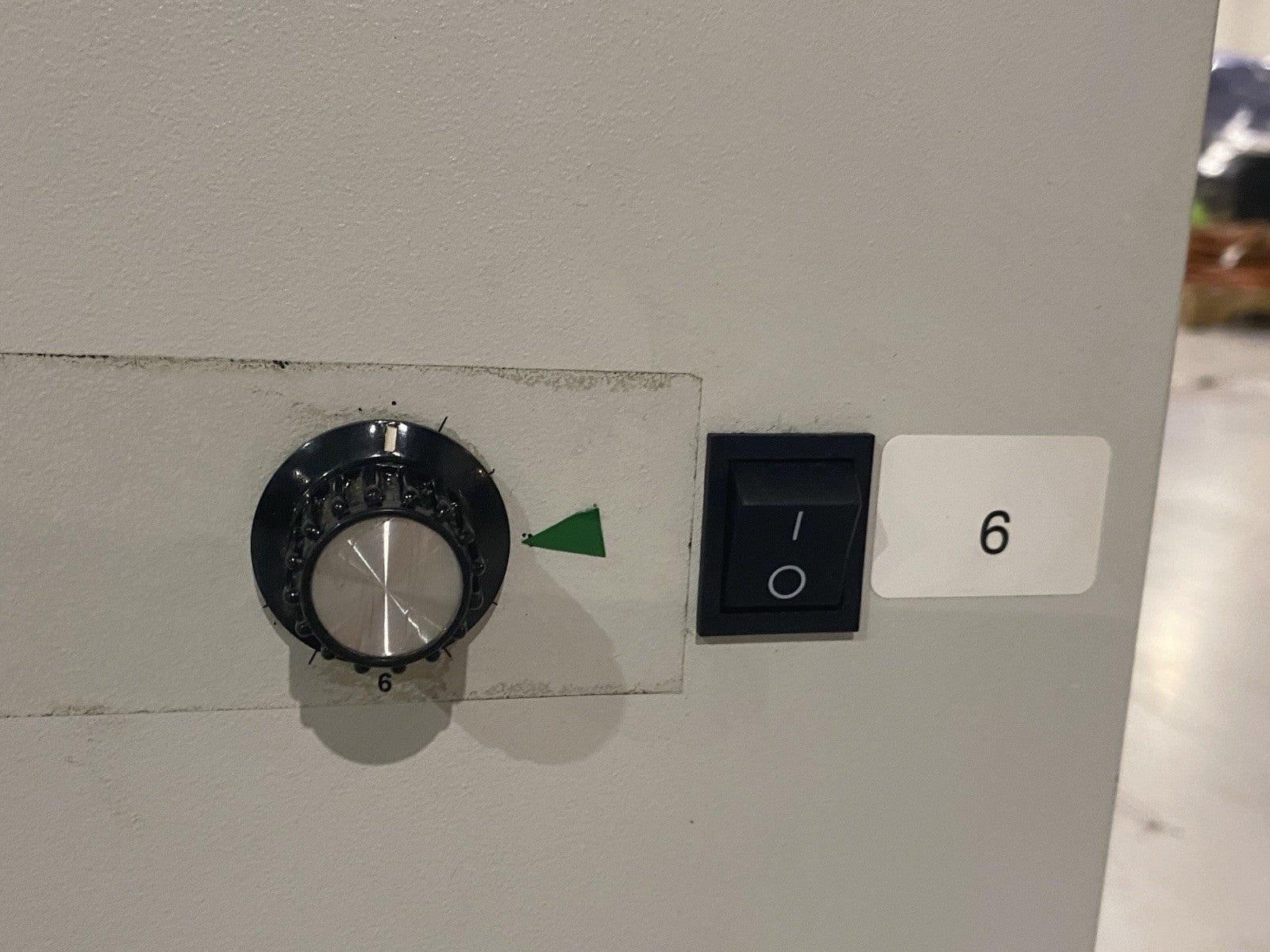47727557
