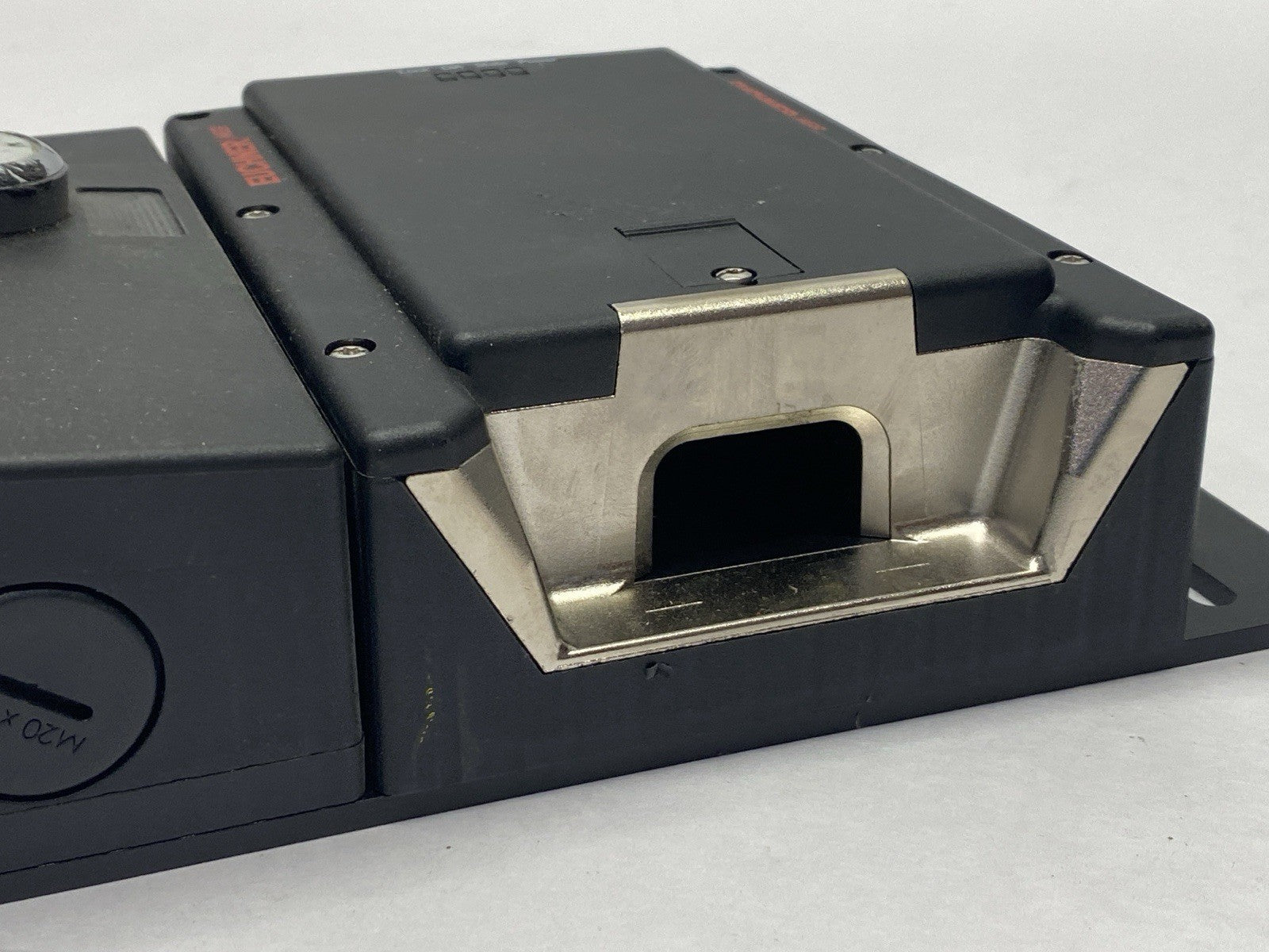 Euchner MGB-L2B-PNA-R-121859 Multifunctional Gate Box Evaluation And Bus Module - Maverick Industrial Sales