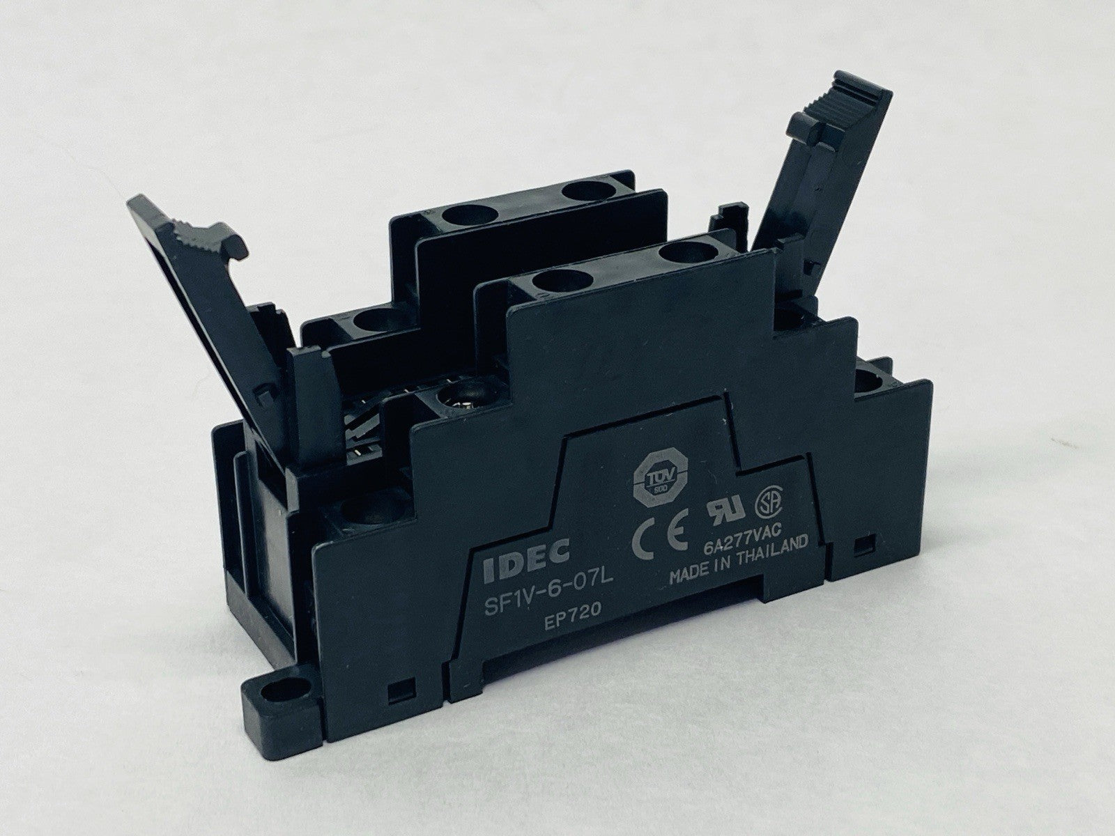 IDEC SF1V-6-07L DIN Rail Relay Socket 14-Pin 6A 250V - Maverick Industrial Sales