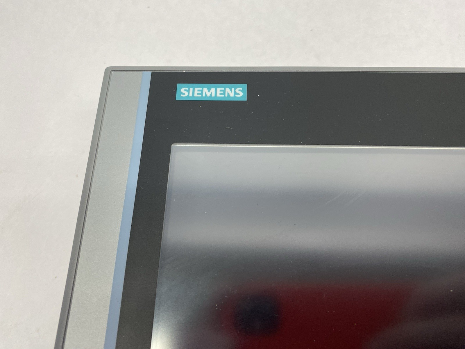 Siemens 6AV2124-0MC01-0AX0 SIMATIC HMI TP1200 Comfort Panel, Touch Op. 12" TFT - Maverick Industrial Sales