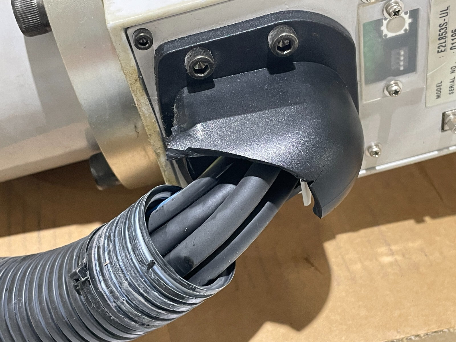 Seiko Epson E2L853S-UL Industrial Robot Arm 4-Axis - Maverick Industrial Sales