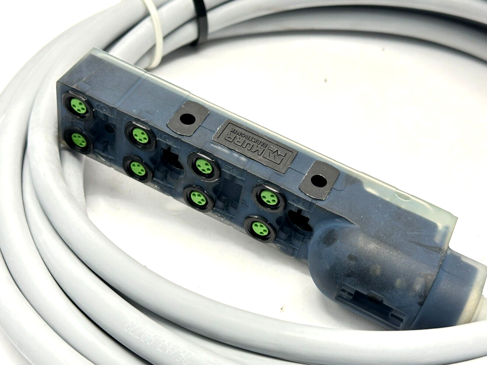 Murr Elektronik 8000-88110-3950500 EXACT8 Distribution Module 8XM8 5m - Maverick Industrial Sales