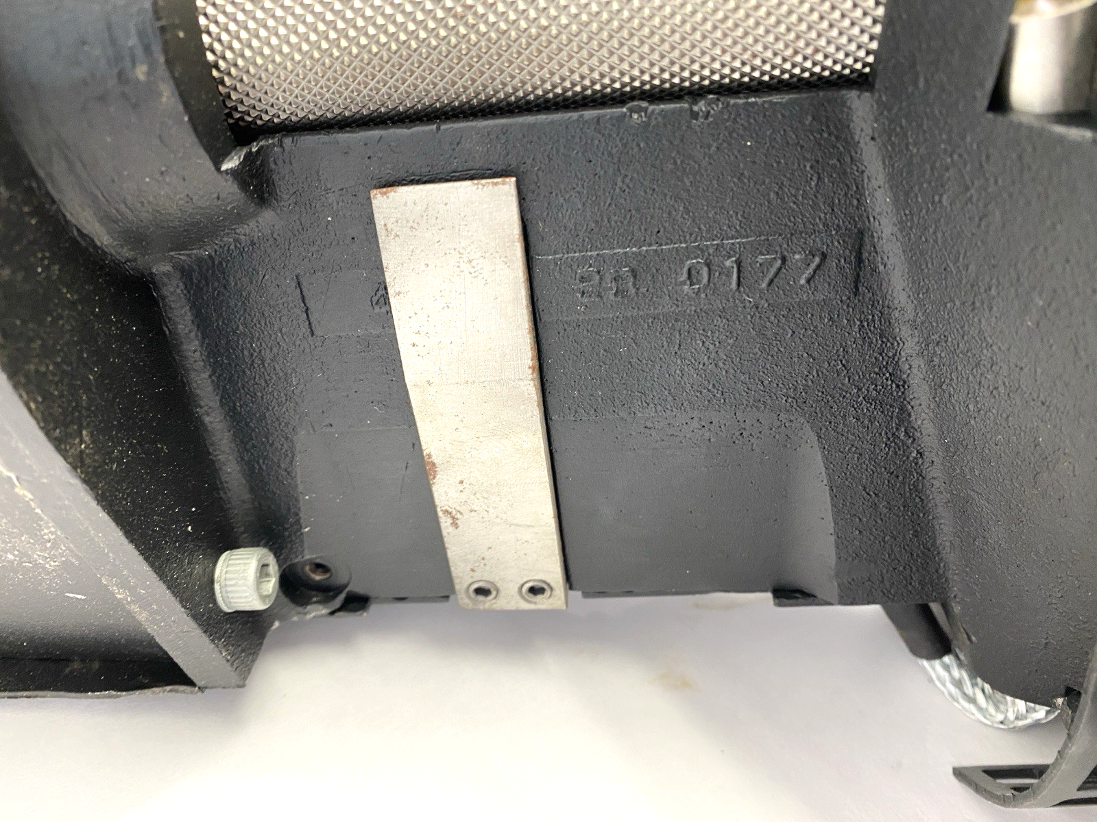 12-206-80109R | Glue Application Unit - Used - Maverick Industrial Sales