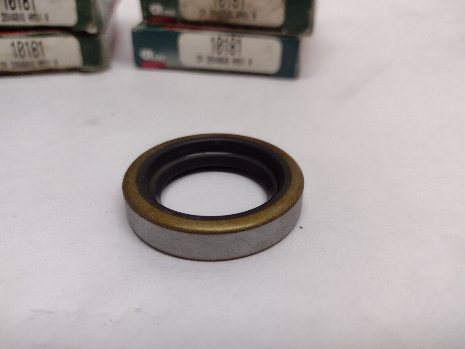 CR Chicago Rawhide 10181 CR 26X40X8 HMS1 R Oil Seal LOT OF 9 - Maverick Industrial Sales