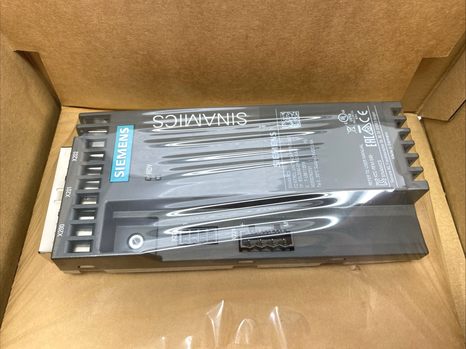 6SL3040-0PA00-0AA1 | Siemens SINAMICS CUA31 Control Unit Adapter 24VDC - New – Open box - Maverick Industrial Sales
