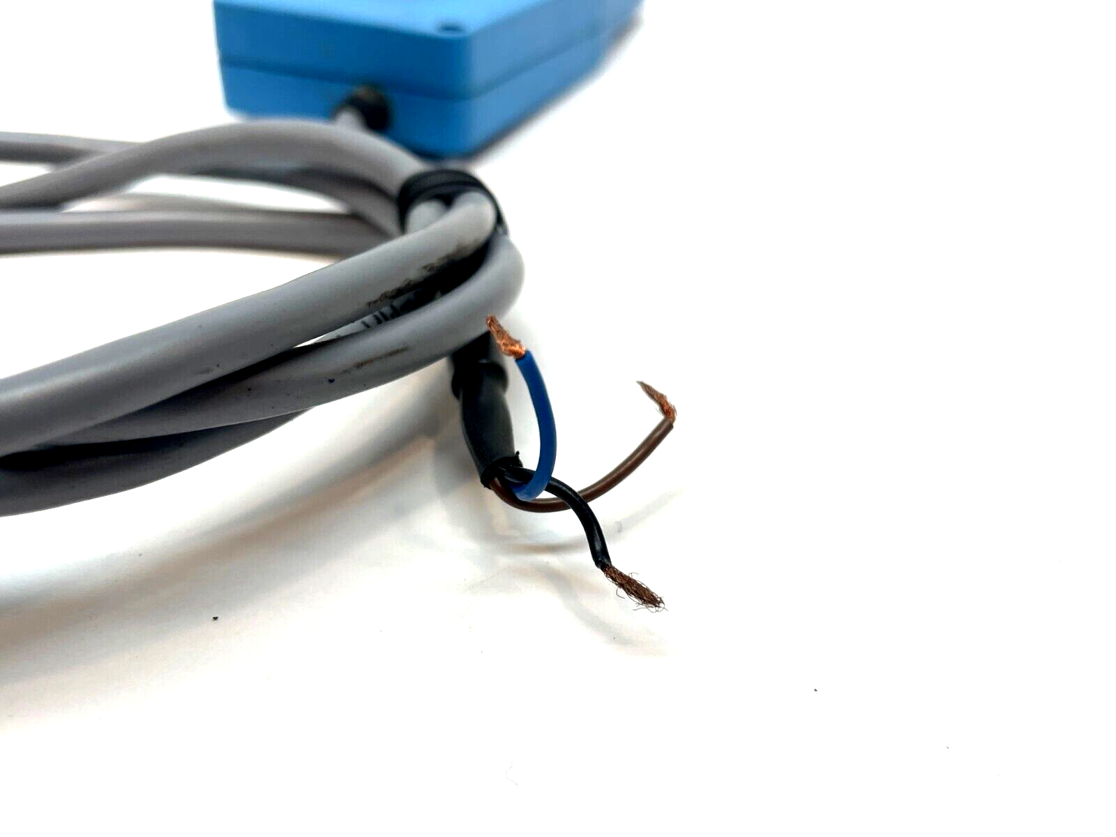 Sick WTR2-P511S20A02 Photoelectric Sensor, Zone Control 7029978 - Maverick Industrial Sales