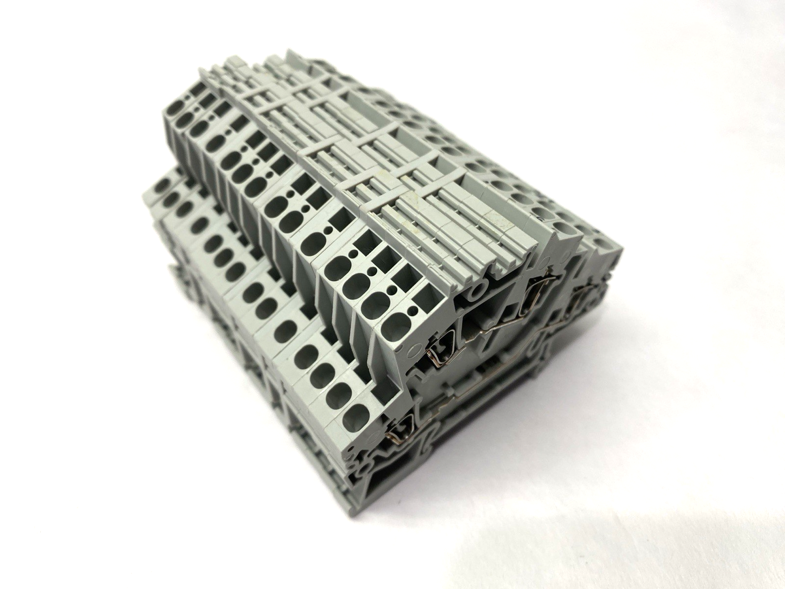 Allen Bradley 1492-LD3 IEC Terminal Block LOT OF 14 - Maverick Industrial Sales