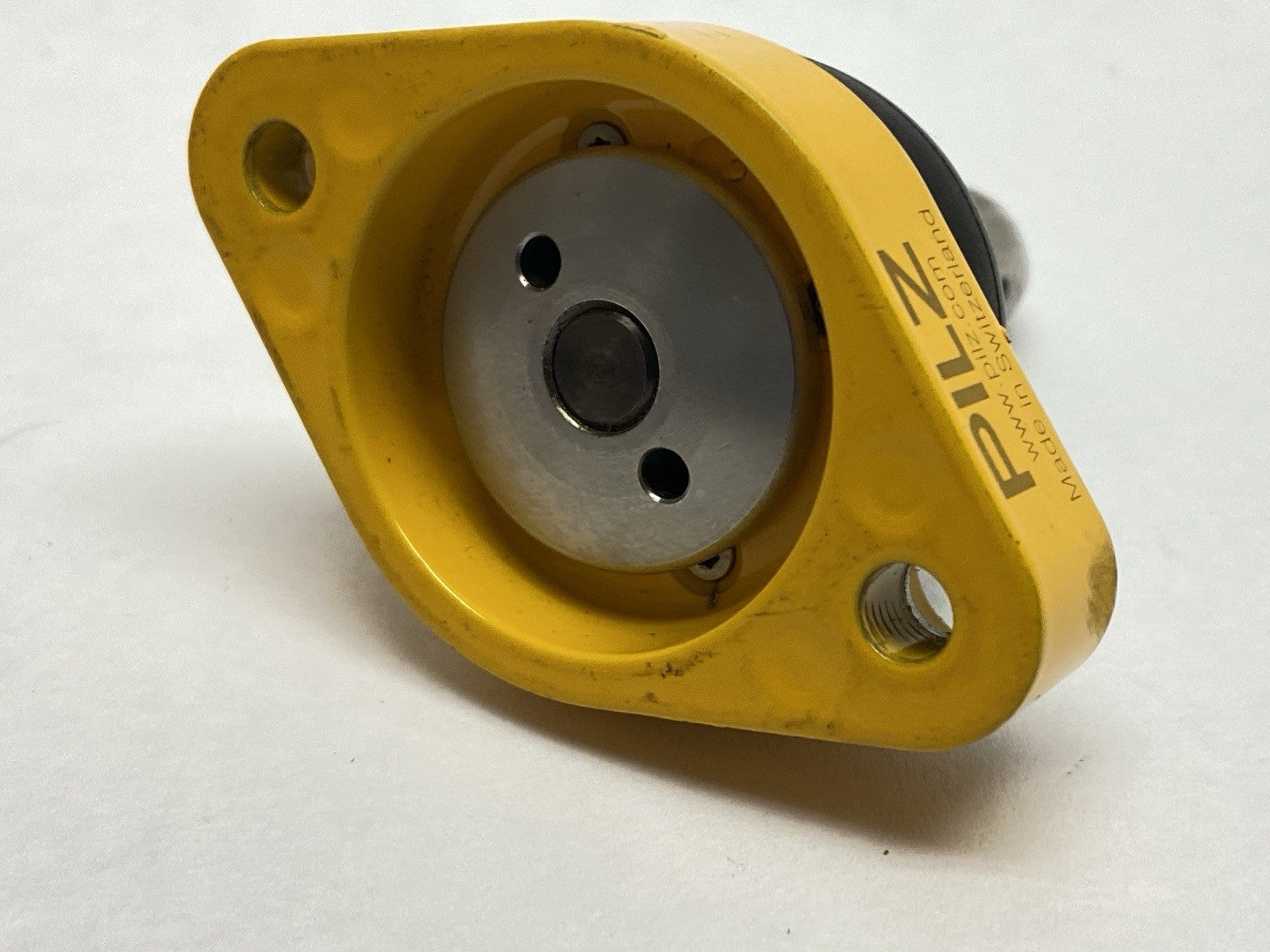 Pilz PSEN ml 2.1 Rotary Actuator 570481 - Maverick Industrial Sales
