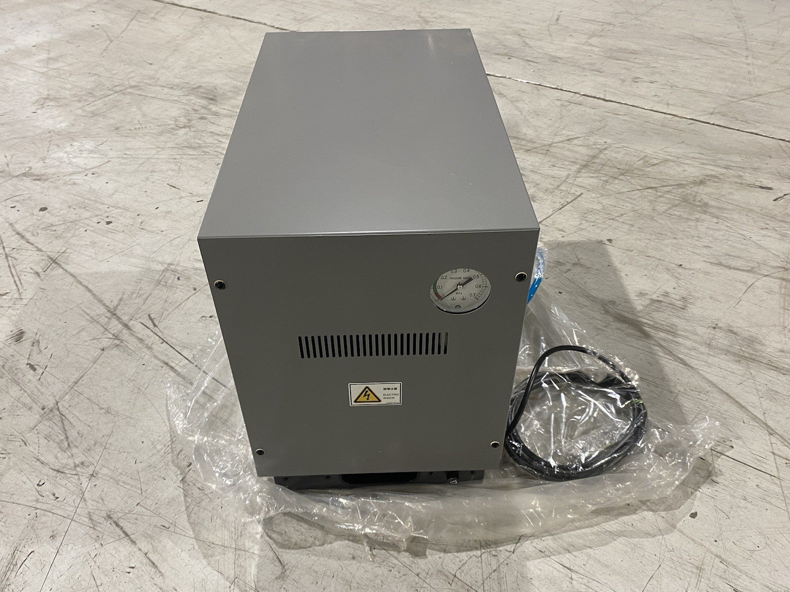 WS-1 | Espec Water Purifier, 12 L/hr Water Production Cap. 400x400x280 - Open box - Maverick Industrial Sales