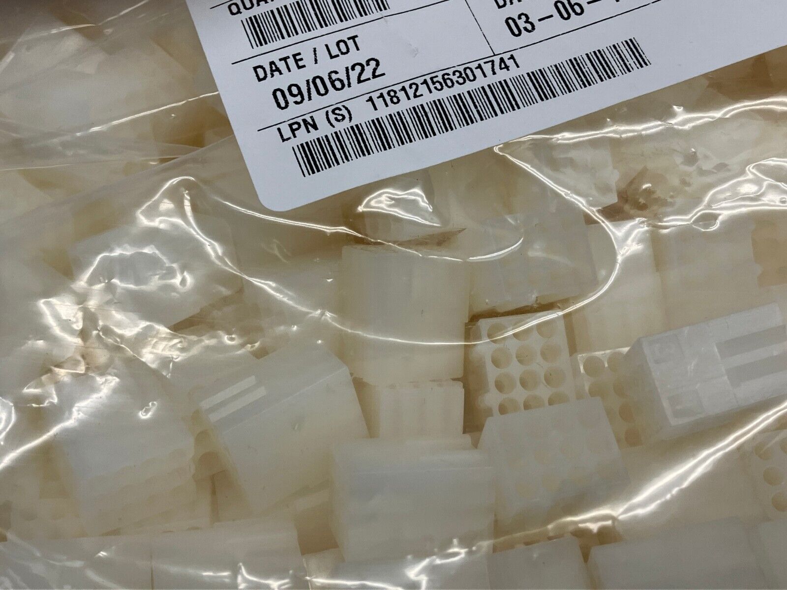 Molex 03-06-1122 Connector Housing 12 Position 3 Row 1.57mm Dia. PKG OF 2000 - Maverick Industrial Sales