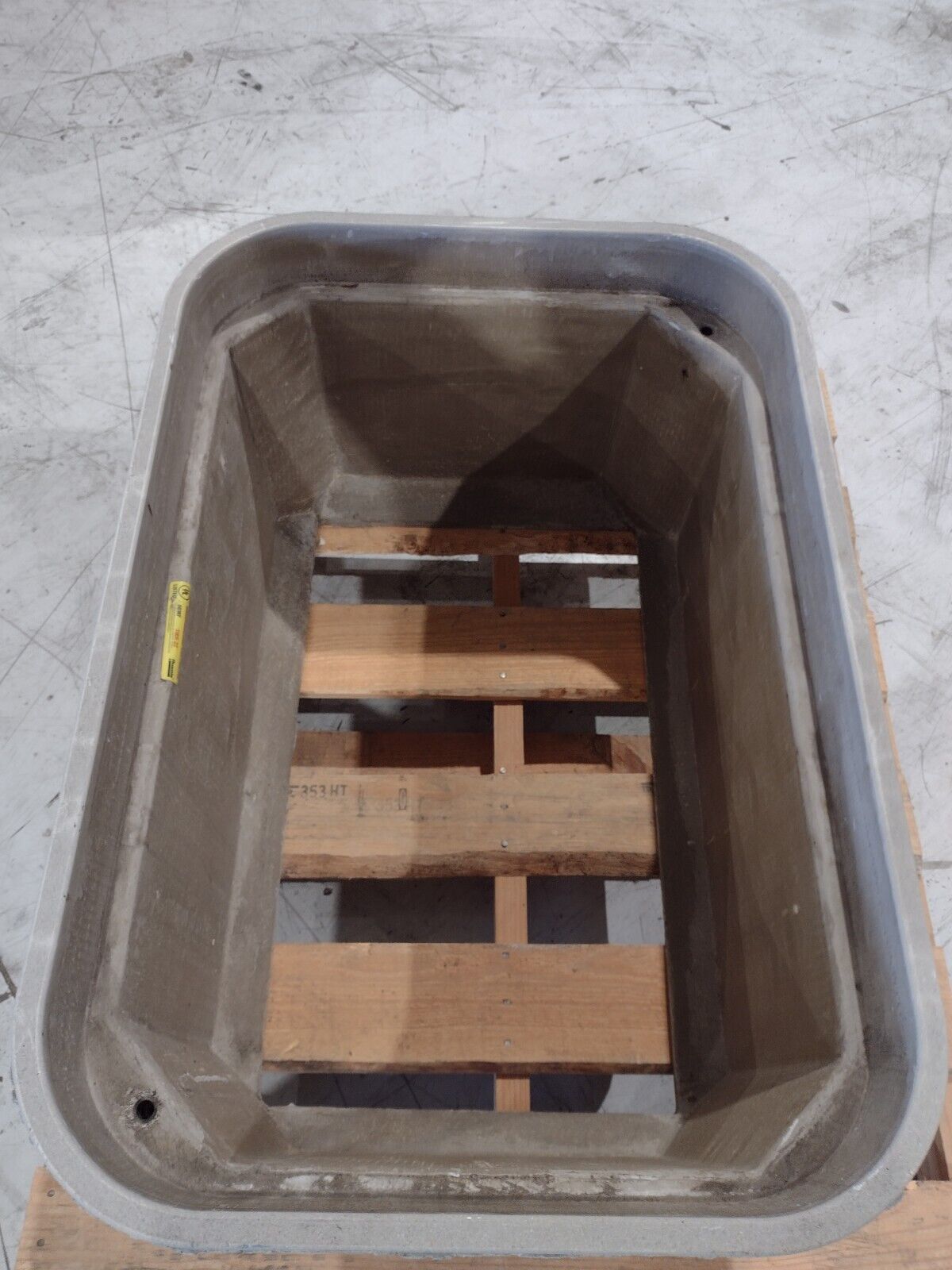 Quazite PG2436BA18 24 x 36 x 18 in Poly Concrete 22-Tier Box with PG2436HA0009A - Maverick Industrial Sales
