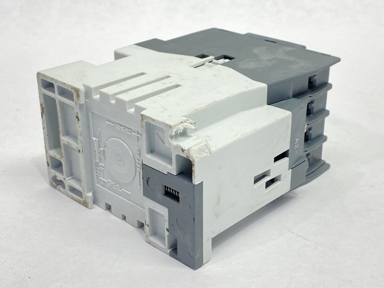 AL26-30-10 | ABB AL26 Contactor 3P 45A 690V 24VDC Coil - For parts or not working - Maverick Industrial Sales