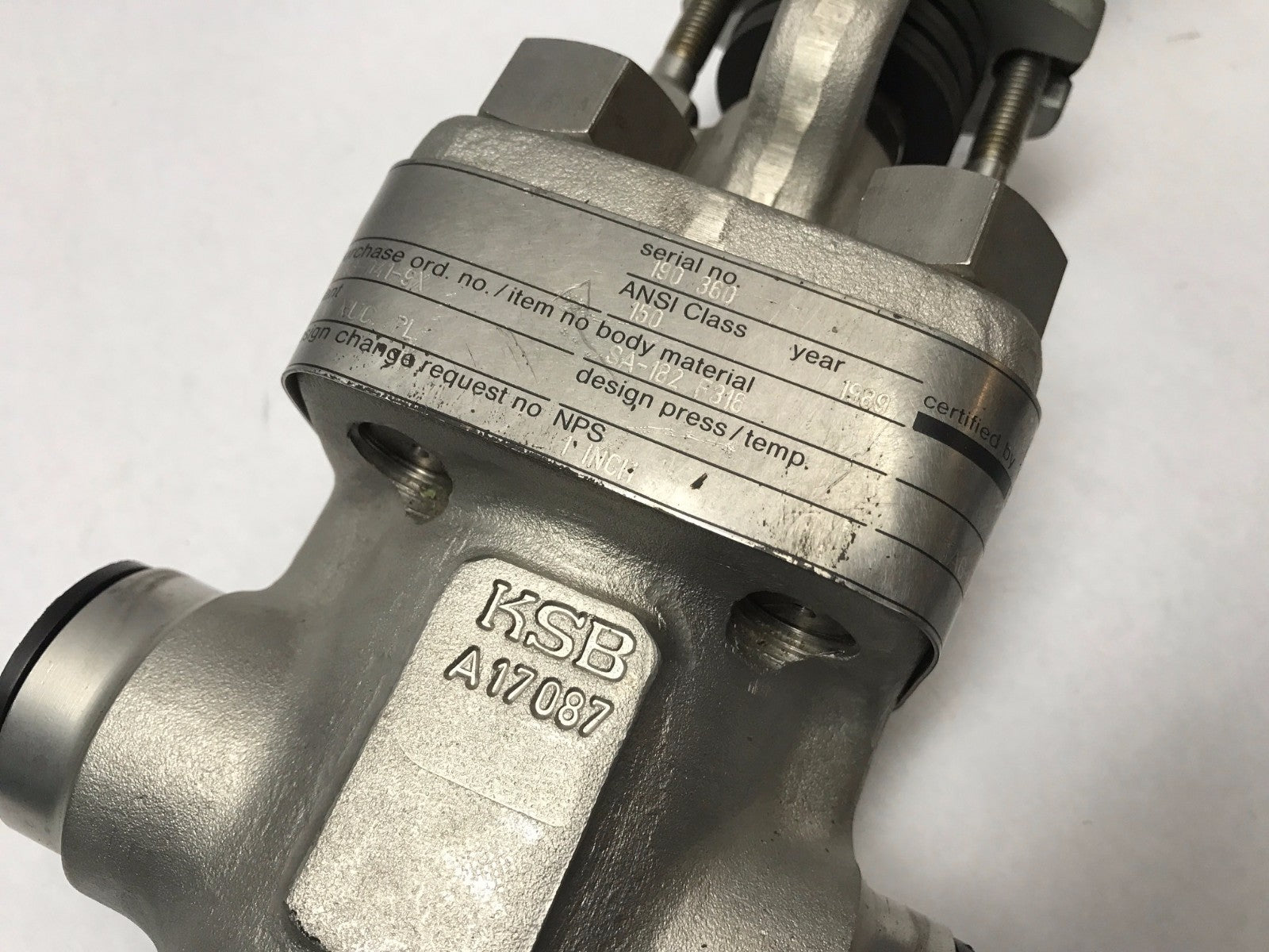 KSB 1" Inch 316 Stainless Steel Double Disc Gate Valve 150 lbs Socket Weld - Maverick Industrial Sales
