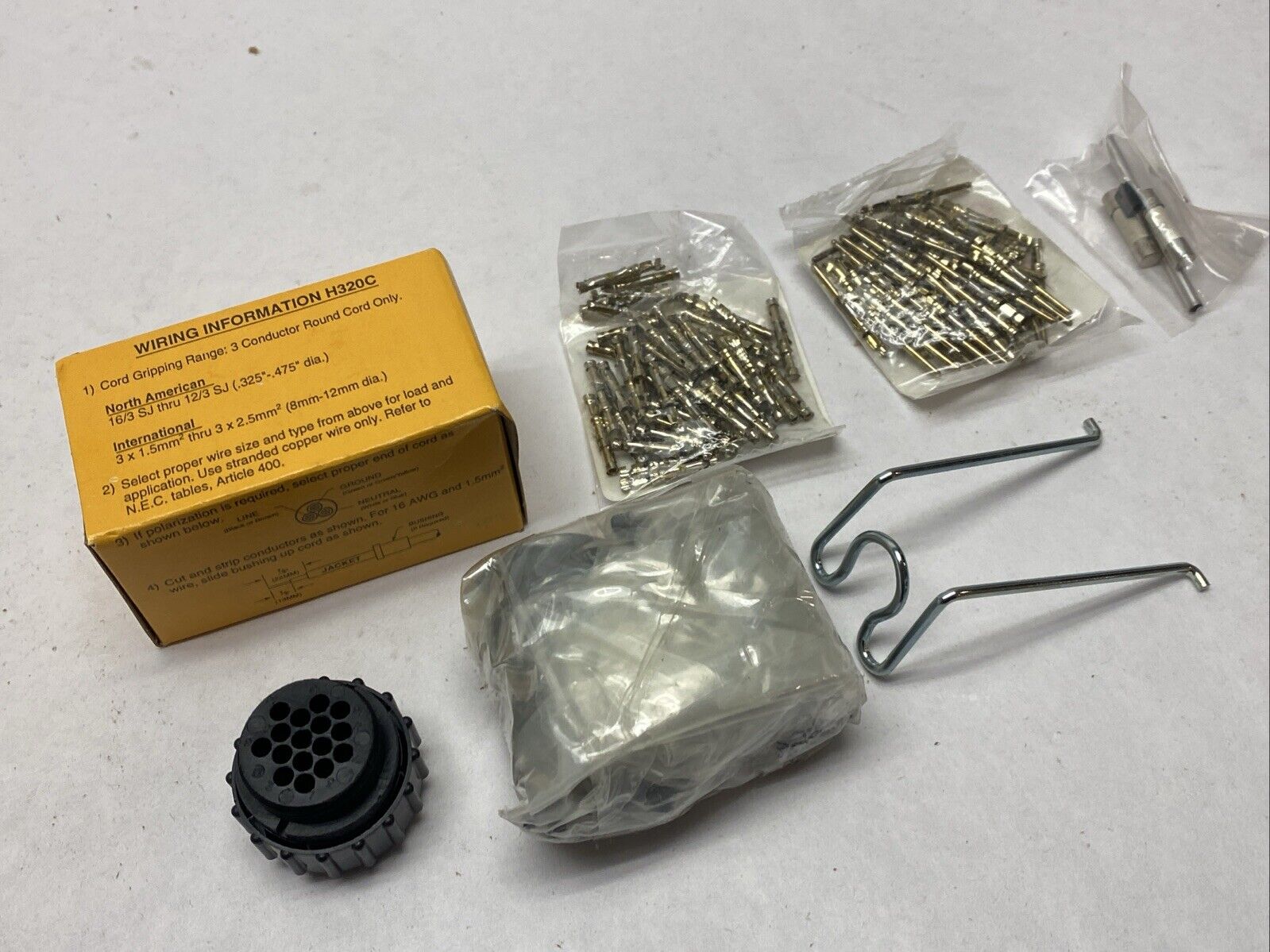 322947 | Fusion UV Rev P Power Supply Connector Kit F300S MISSING CONNECTOR SHELL - New Other - Maverick Industrial Sales