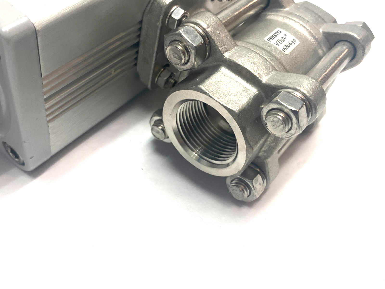 Festo VZBA-3/4"-GG-63-T-22-F0304-V4V4T-PS30-R-90-4-C Pneumatic Actuator 1758072 - Maverick Industrial Sales