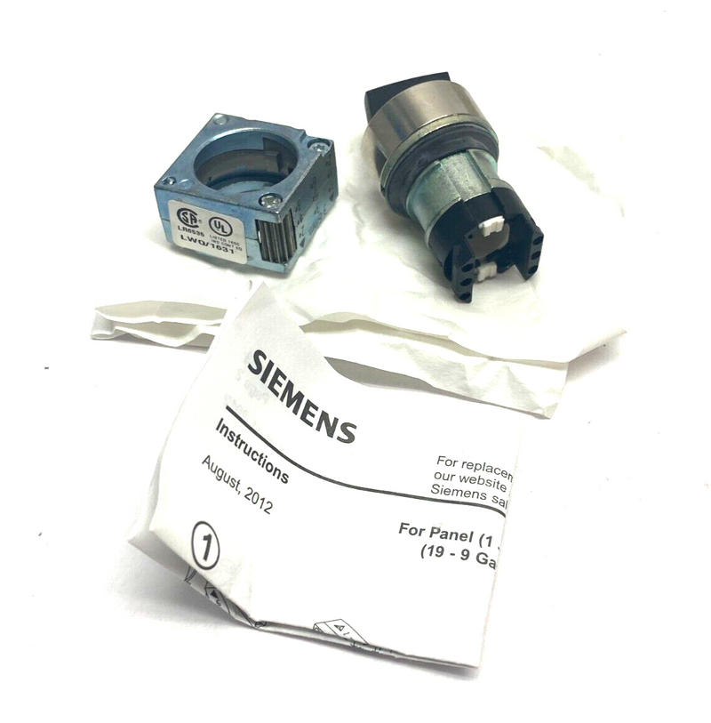 Siemens 3SB35 00-2UA11 3-Position Knob Selector Switch Black - Maverick Industrial Sales