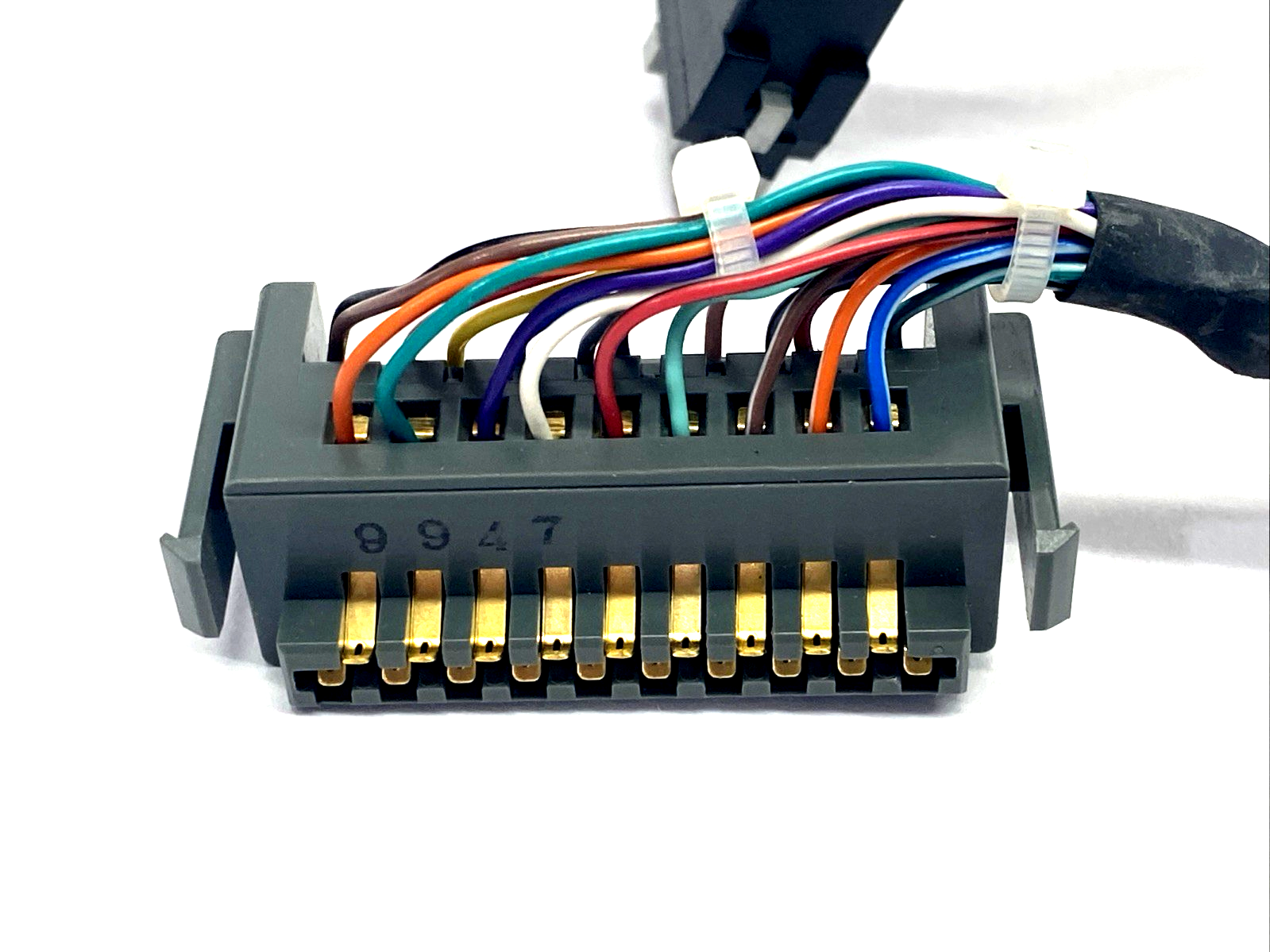 ZL-2CBL2 | Automation Direct DL205 16 ZIPLink Cable 1.6FT 0.5m - Used - Maverick Industrial Sales
