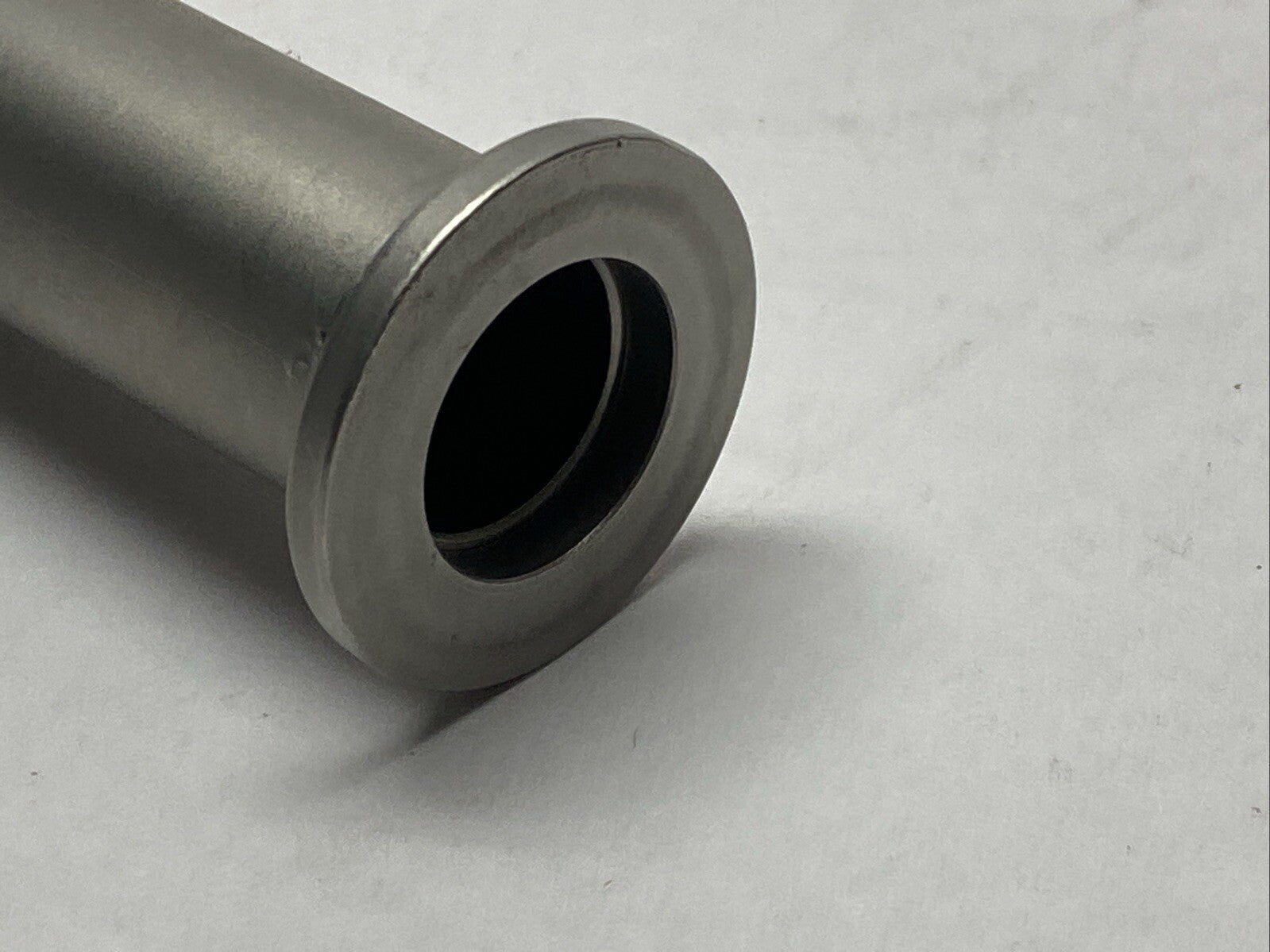 Scanlab 846993261-R01 High Vacuum Tubing 1.4301 / DN16x715,5 11809 - Maverick Industrial Sales