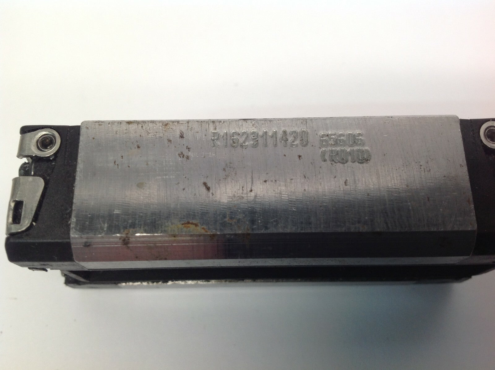 Bosch R162311420 Linear Bearing Block 65606 R010 - Maverick Industrial Sales