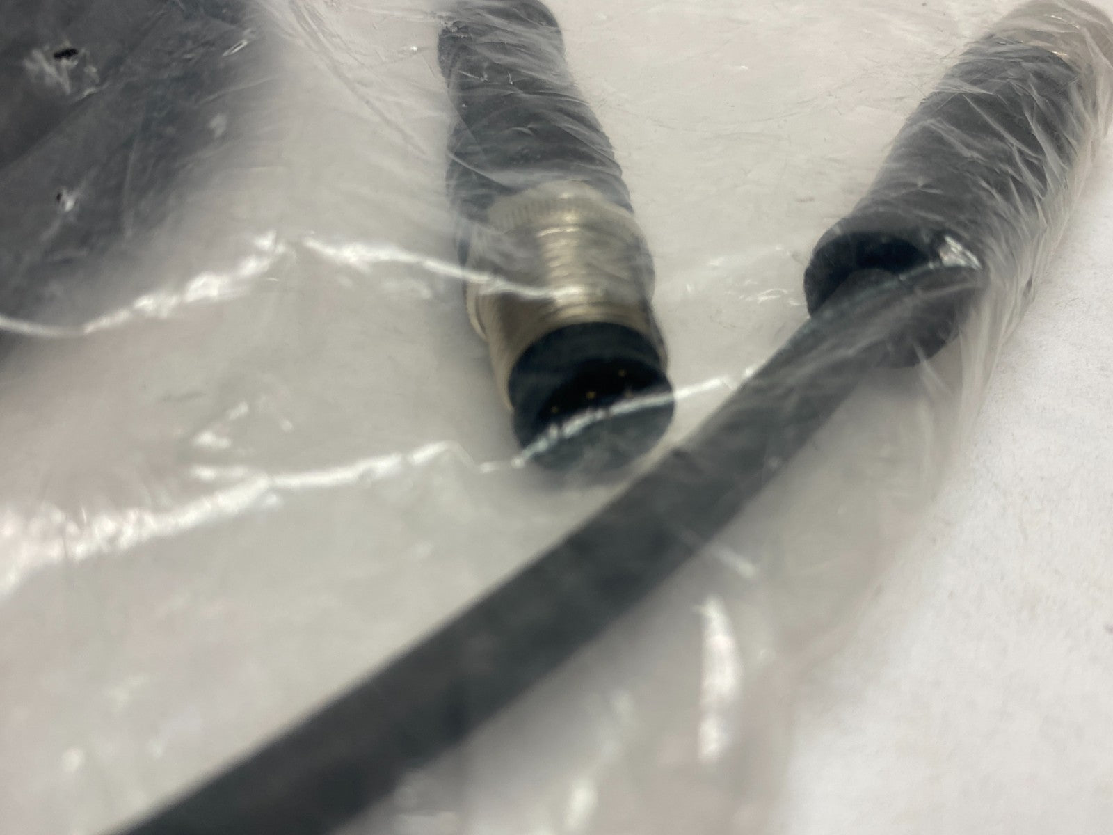 Siemens 6GT2891-4FH50 SIMATIC RF MV Plug-In Cable M12/M to M12/F, 5m Length - Maverick Industrial Sales
