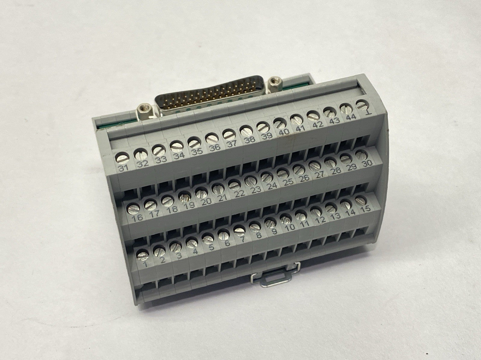 VIP-3/SC/HD44SUB/M | Phoenix Contact VARIOFACE Terminal Board Module 2322388 - Used - Maverick Industrial Sales
