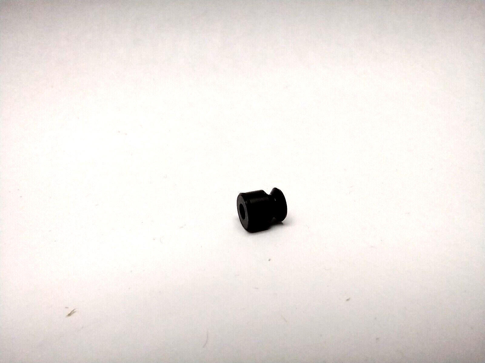 Pisco VP6RN Vacuum Pad Cup LOT OF 100 - Maverick Industrial Sales